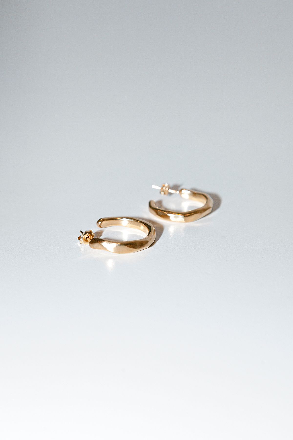 탁토(TACTO) 웨이브 링 귀걸이 WAVE EARRINGS