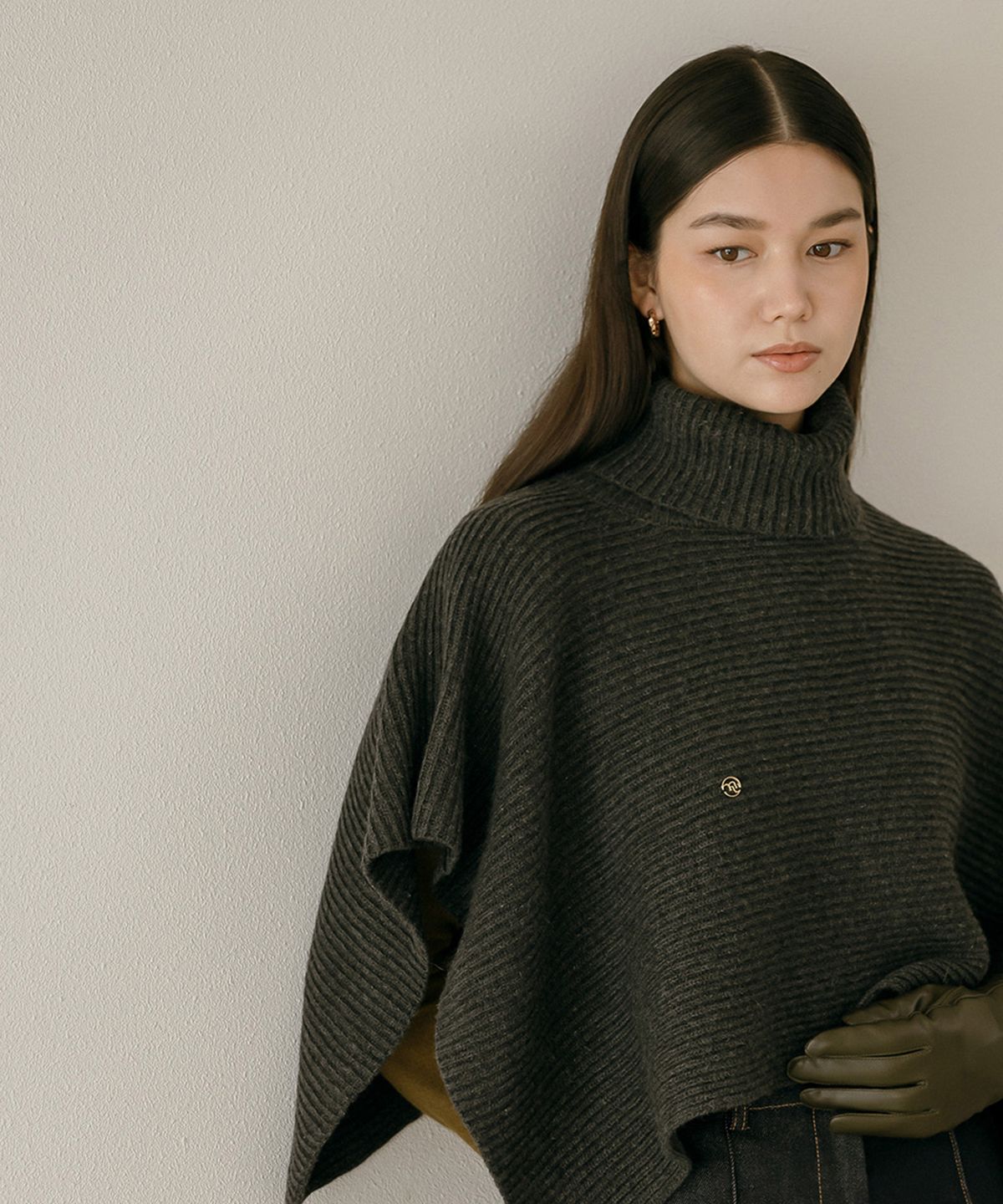 메이버유(MAYVERU) Temp Turtleneck Wool Cape Knitwear _ Gray