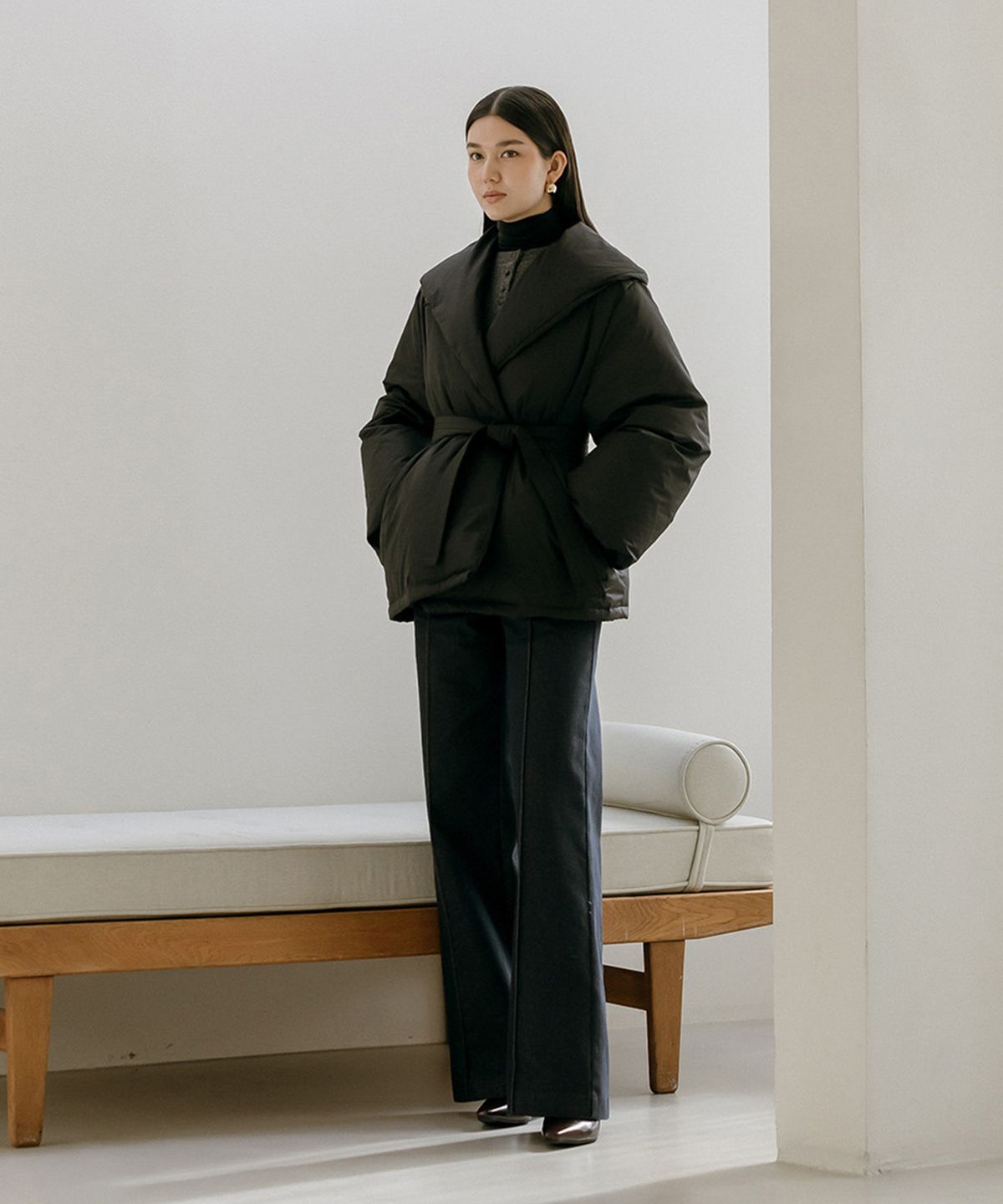 메이버유(MAYVERU) Walters Padding Jumper _ Black