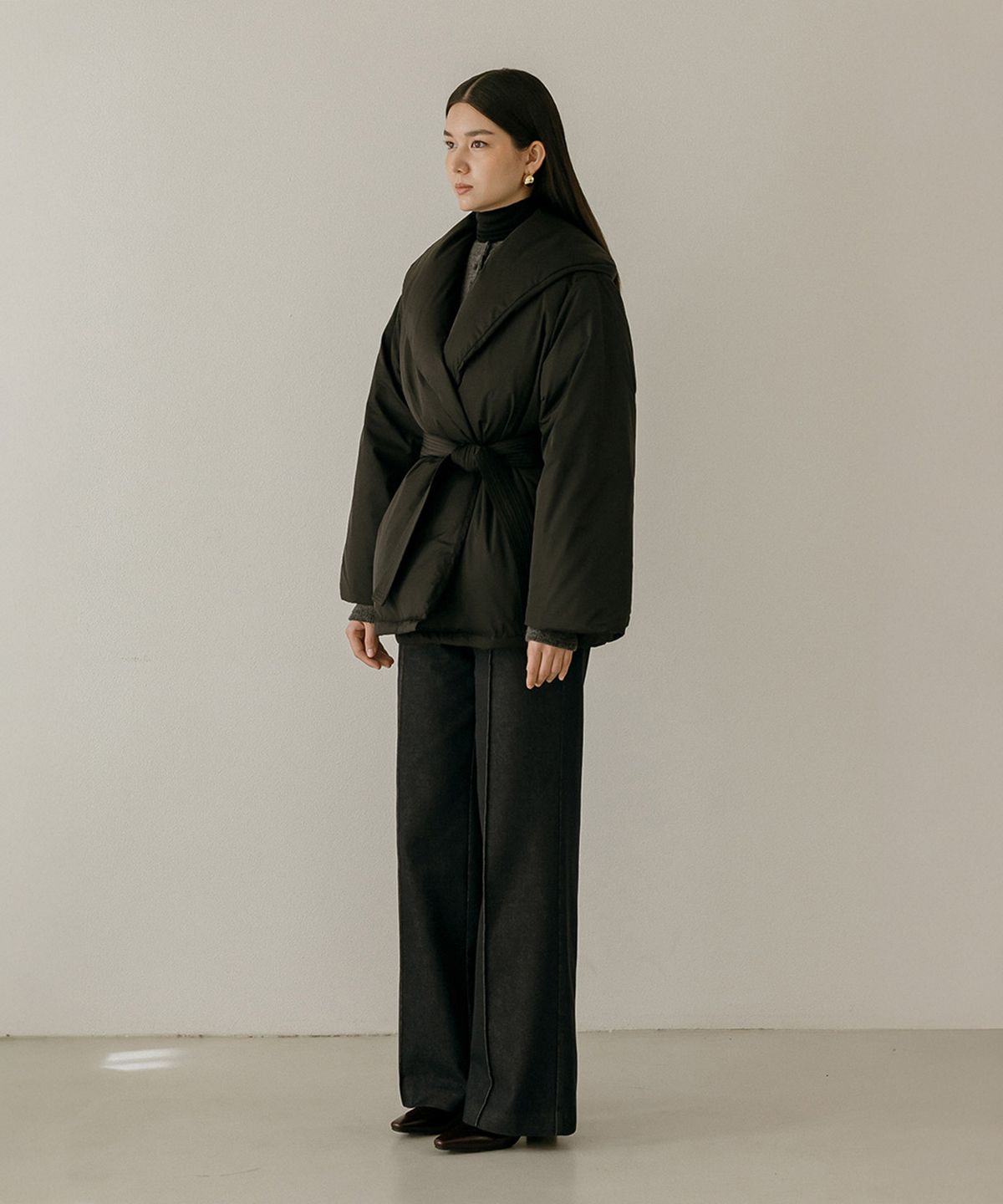 메이버유(MAYVERU) Walters Padding Jumper _ Black