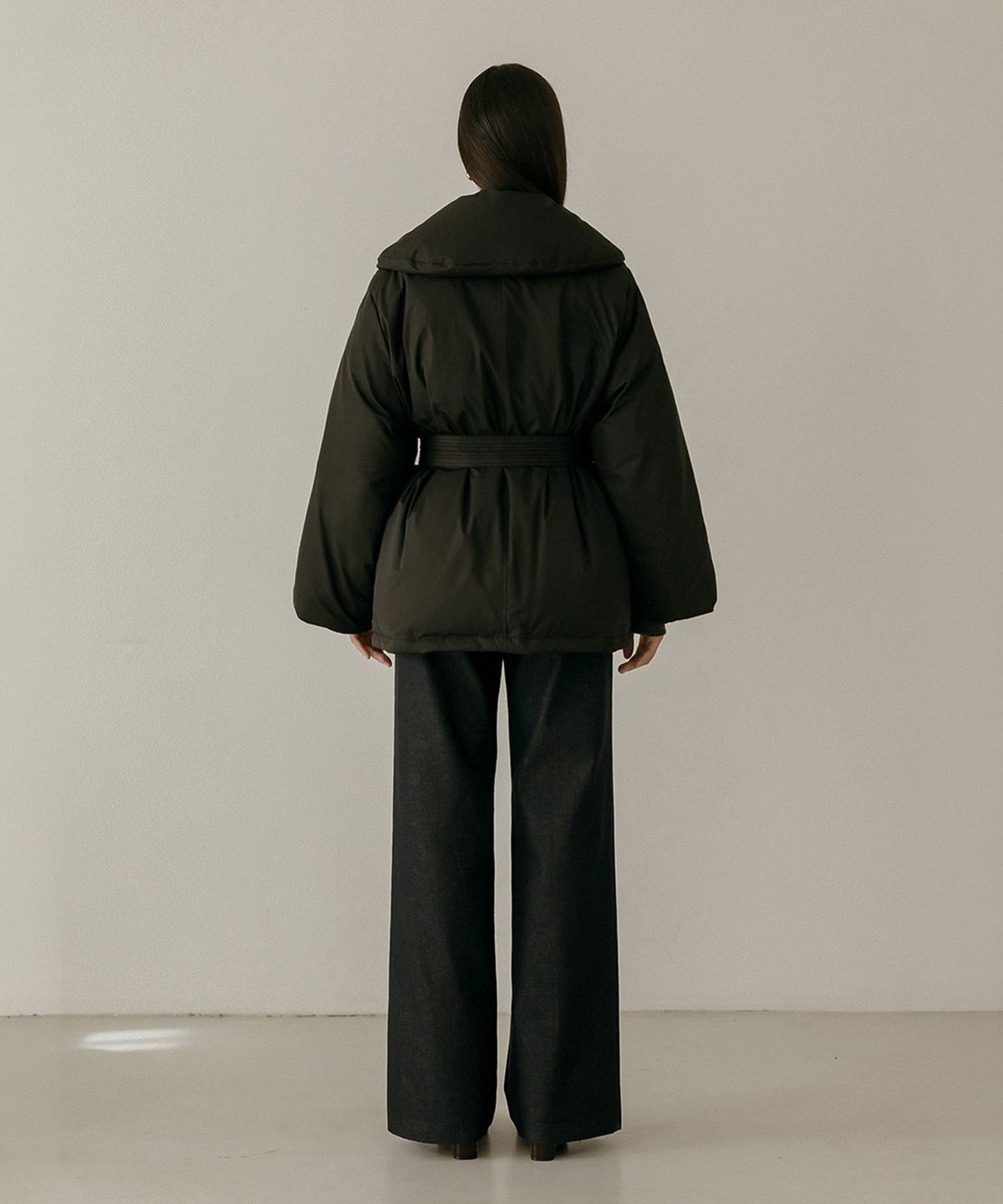 메이버유(MAYVERU) Walters Padding Jumper _ Black