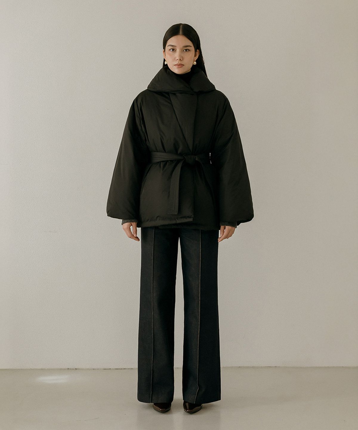 메이버유(MAYVERU) Walters Padding Jumper _ Black