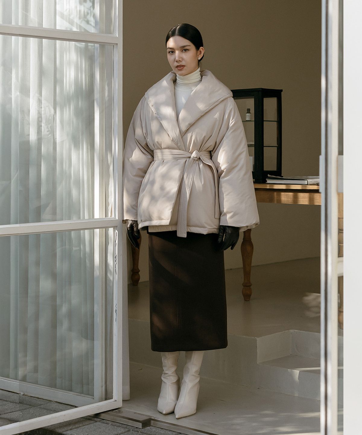 메이버유(MAYVERU) Walters Padding Jumper _ Beige