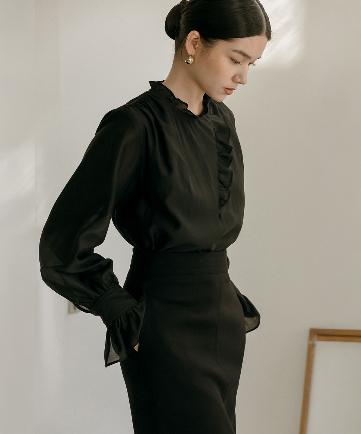 메이버유(MAYVERU) Novelle Stitch Skirt _ Black