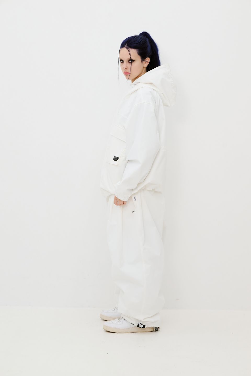 MUSINSA公式 | BSRABBIT Big Pocket Hooded Jacket White