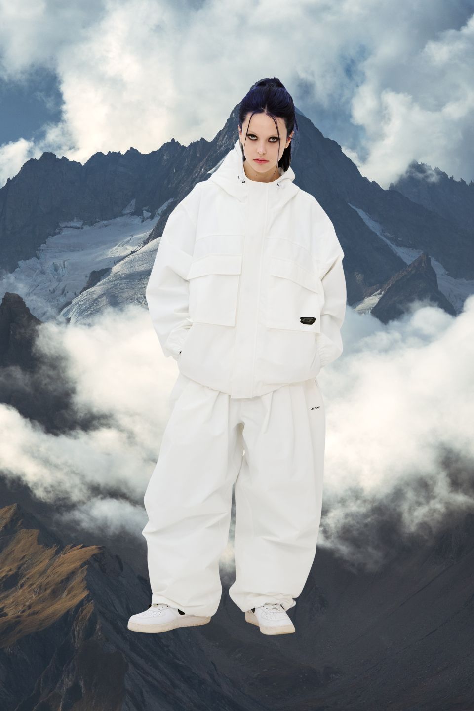 MUSINSA公式 | BSRABBIT Big Pocket Hooded Jacket White