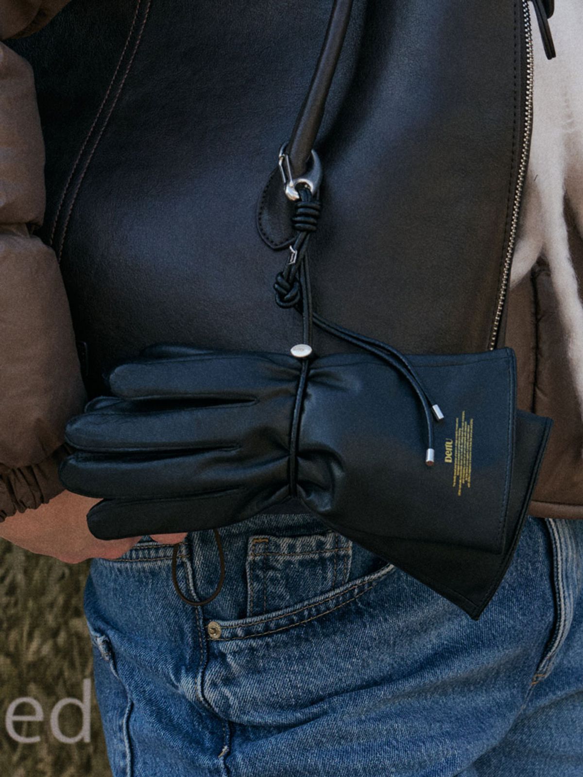 데누(DENU) Glove Holder Leather strap Keyring [2color]