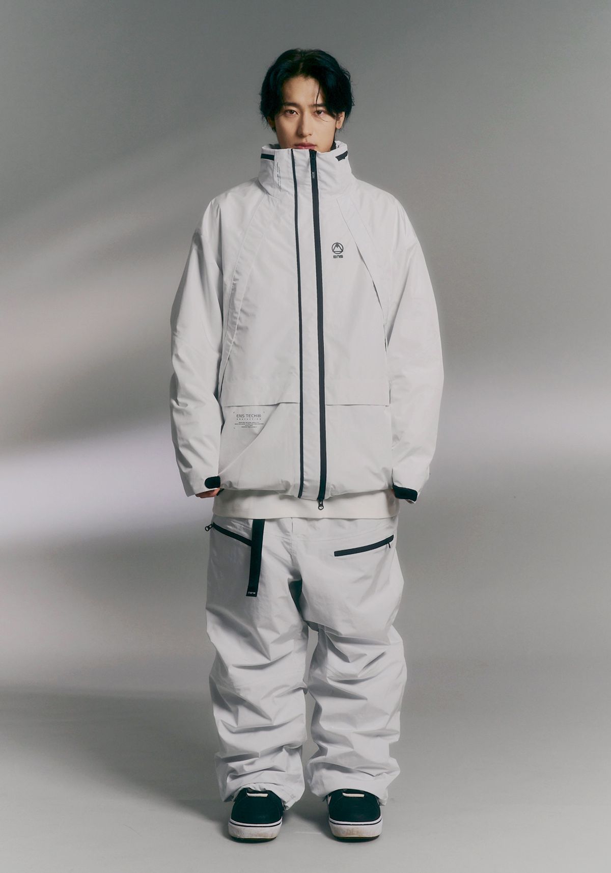 엘나스(ELNATH) 2425 Beres Jkt - Ice