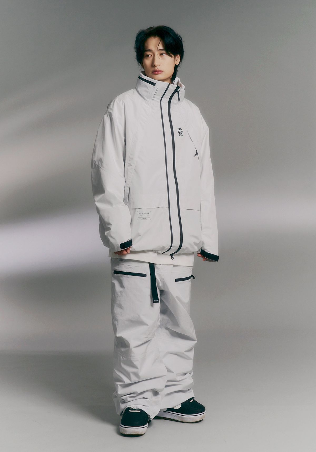 엘나스(ELNATH) 2425 Beres Jkt - Ice