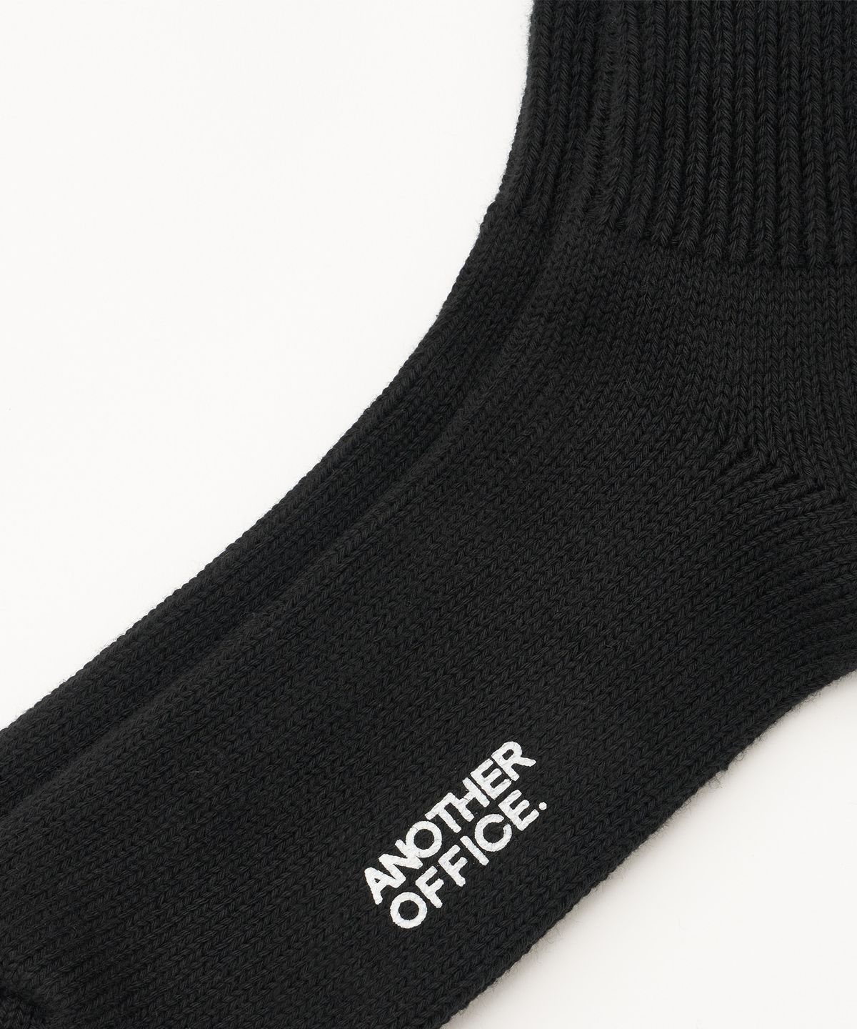 어나더 오피스(ANOTHER OFFICE) Cloud Mid Socks (Black)
