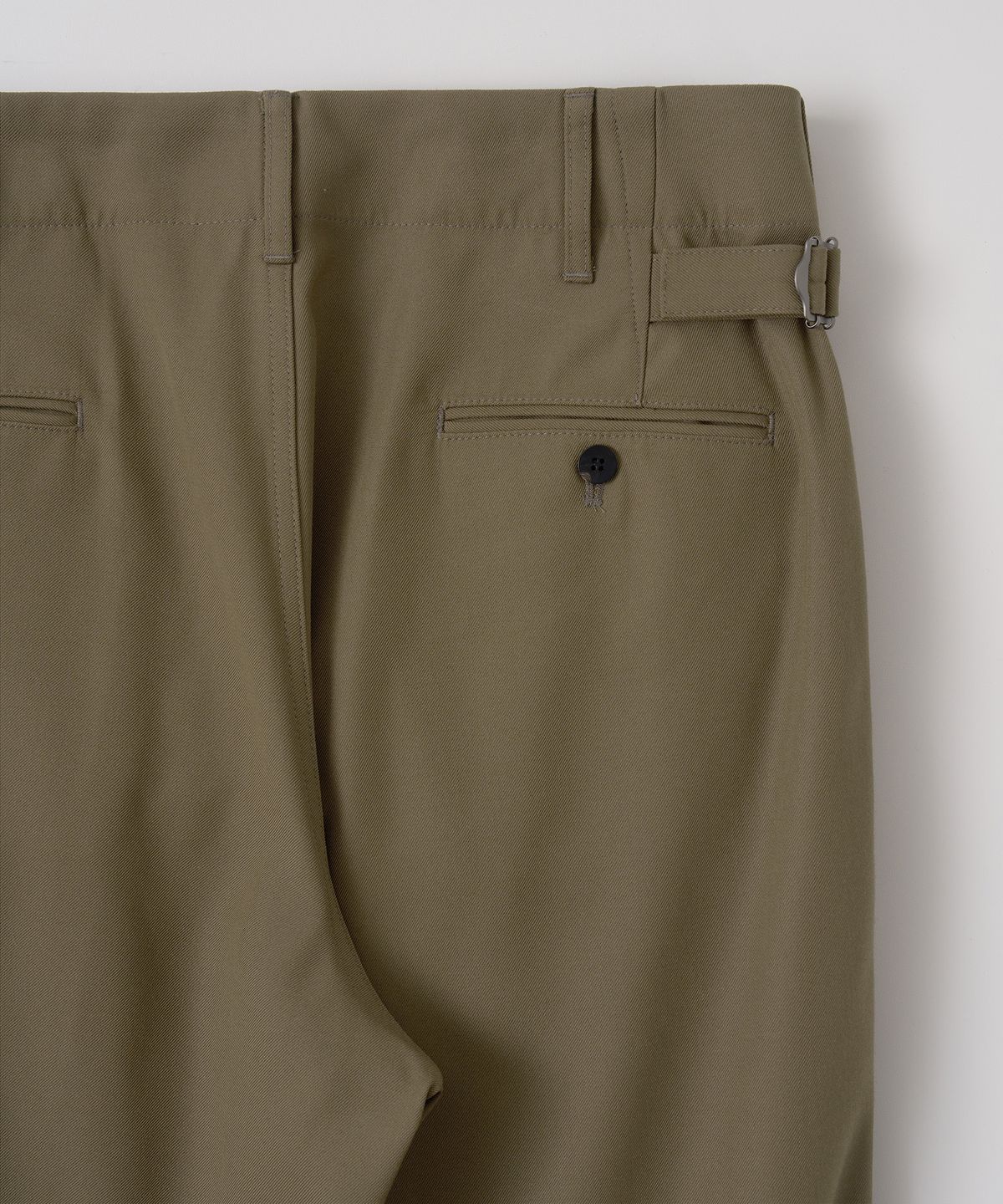 어나더 오피스(ANOTHER OFFICE) M-41 Weapon Slacks (Dark Khaki)