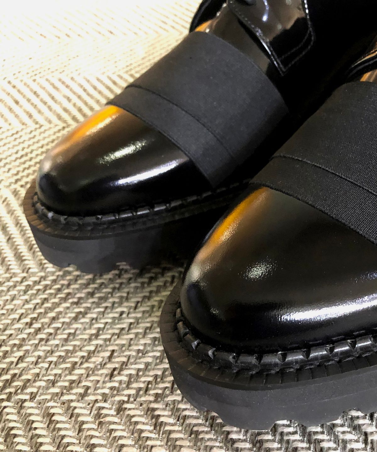 조앤슈(JOENSHOE) 카덴차 밴딩 워커 옥스퍼드 블랙