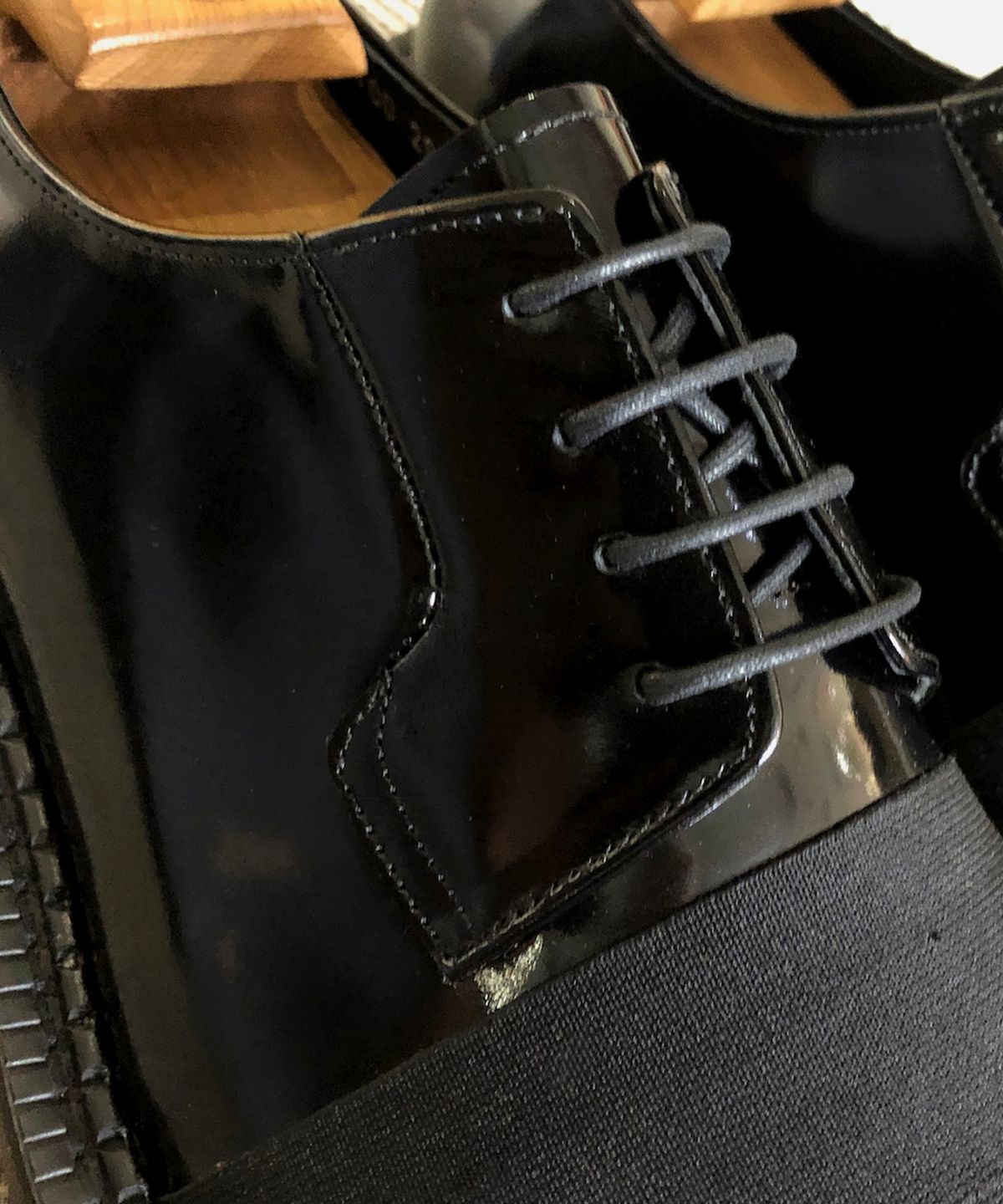 조앤슈(JOENSHOE) 카덴차 밴딩 워커 옥스퍼드 블랙
