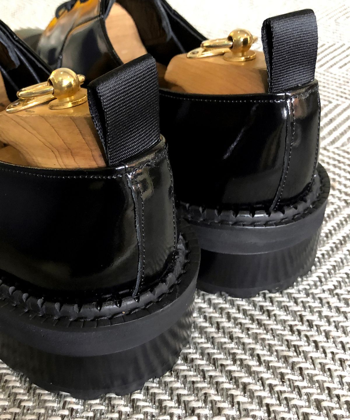 조앤슈(JOENSHOE) 카덴차 밴딩 워커 옥스퍼드 블랙
