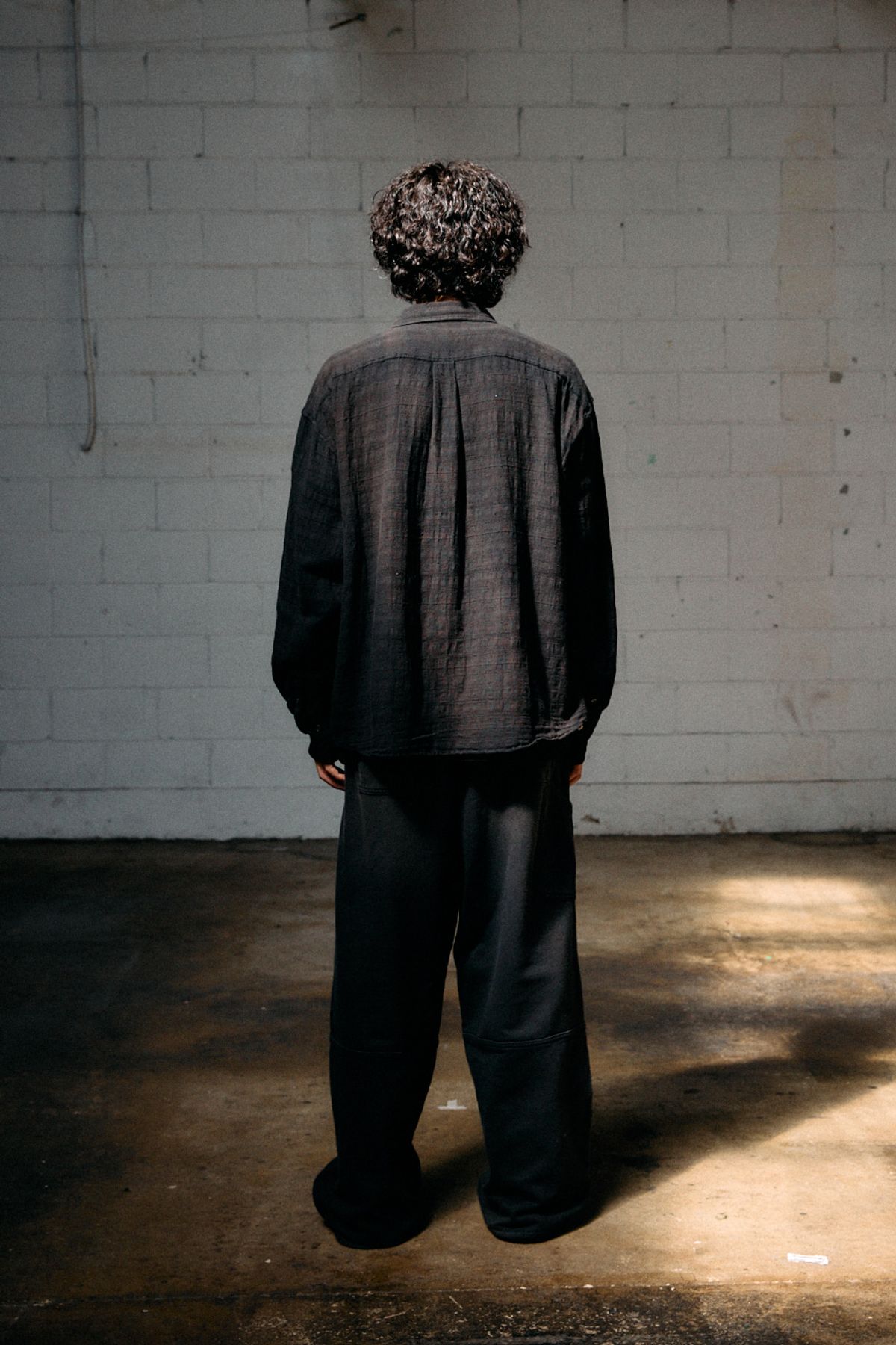 해칭룸(HATCHINGROOM) Classic Shirt Gauze Stripe Over Dyed Black