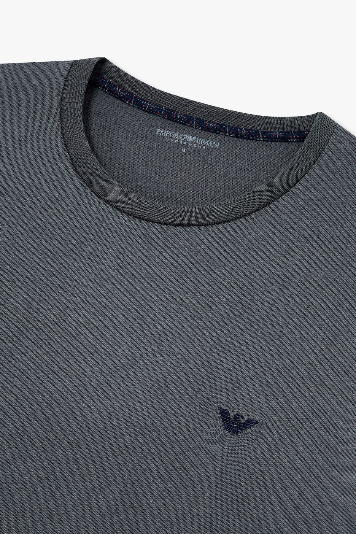 엠포리오 아르마니 언더웨어(EMPORIO ARMANI UNDERWEAR) 남성 미니 이글 로고 라운지 티셔츠_다크 그레이 0814334004