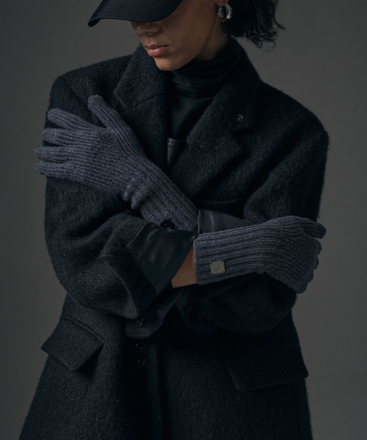 트리밍버드(TREEMINGBIRD) Wool Knit Gloves [ Charcoal ]