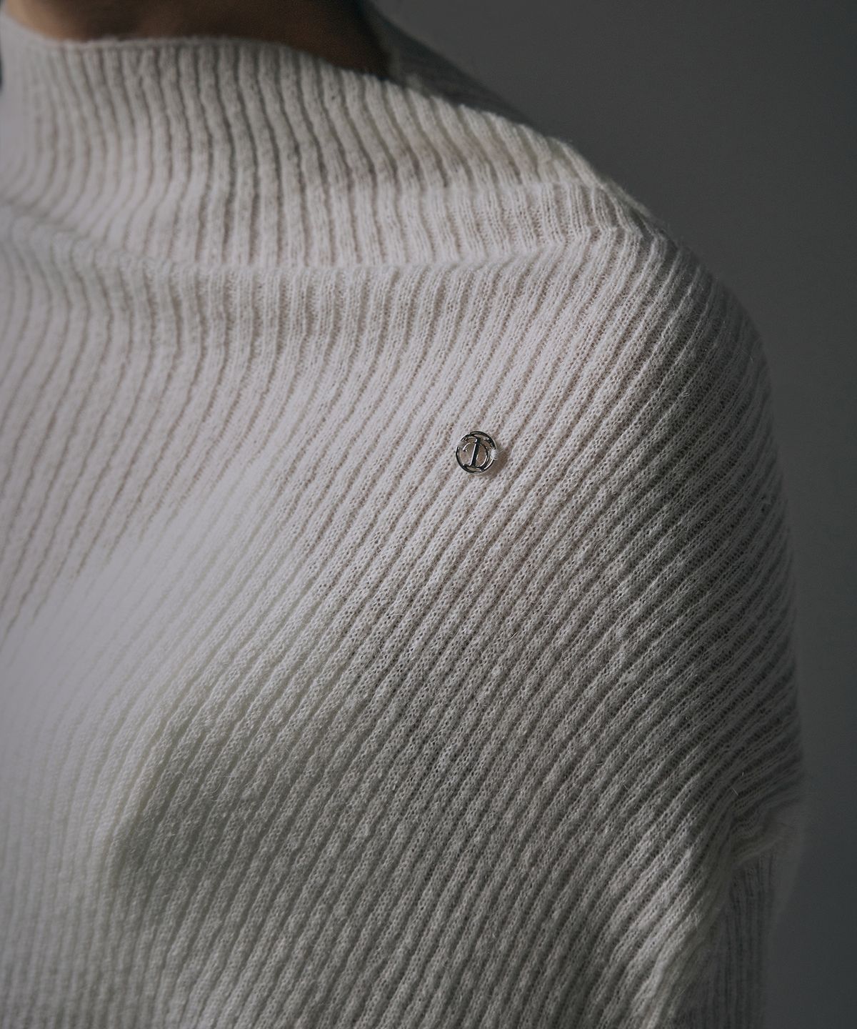 트리밍버드(TREEMINGBIRD) Alpaca Half-Turtleneck Long Knit [ Ivory ]