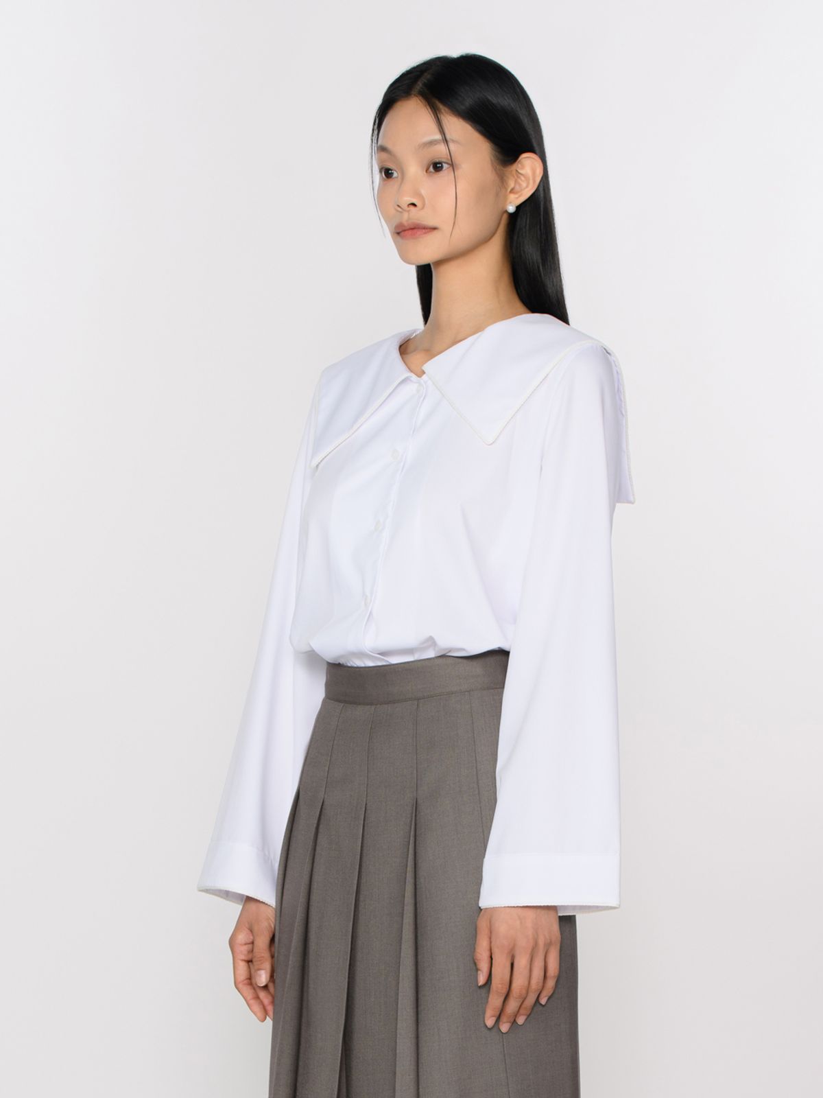 토새(TOSE) 퓨리탄 칼라 블라우스 화이트