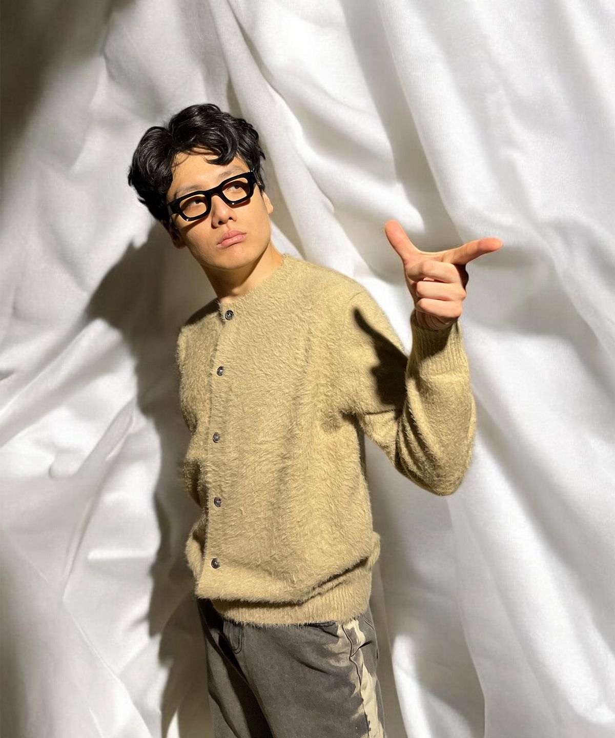 본슬리피(BORN SLIPPY) Soft Angora Round Neck Cardigan (Beige)