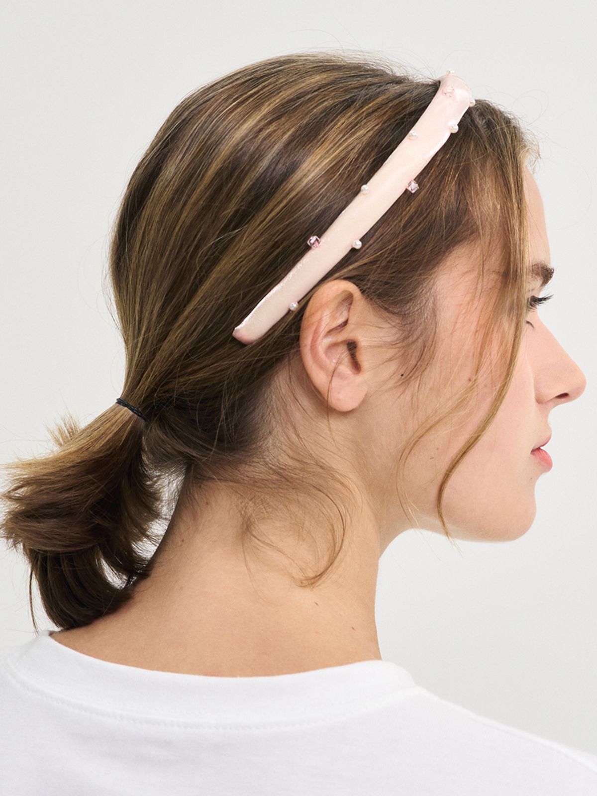 쏘리, 투 머치 러브(SORRY, TOO MUCH LOVE) Pearl Gem Seethough Satin Hairband_Pink