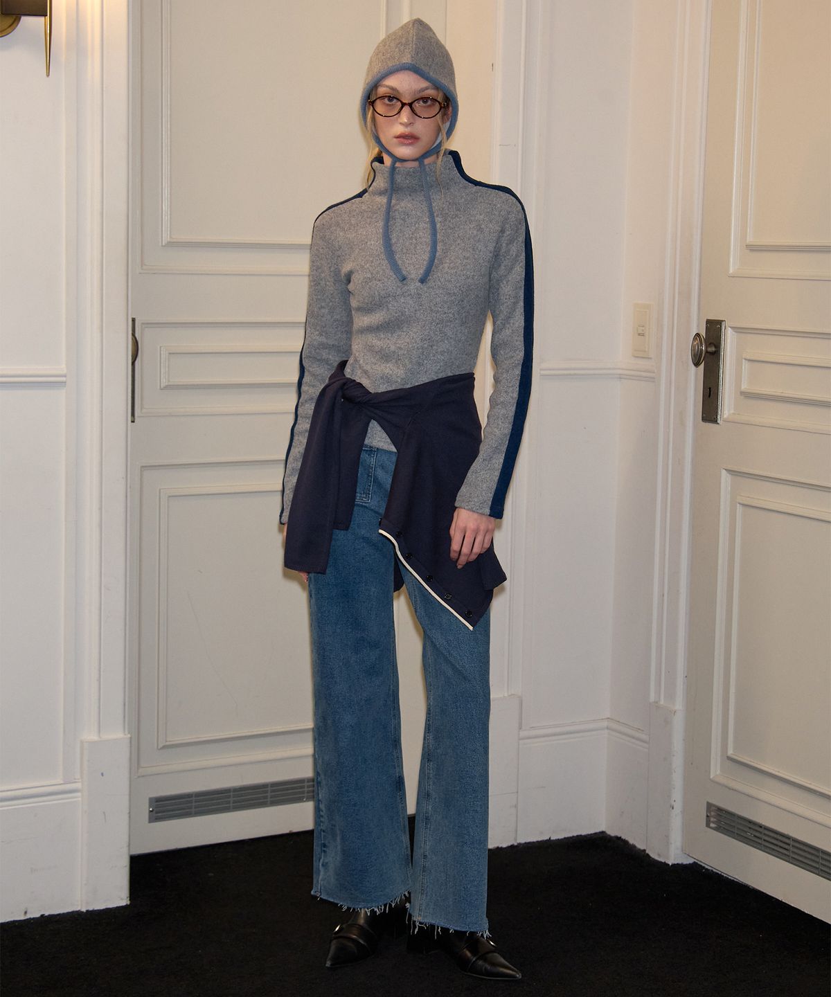 살롱 드 욘(SALON DE YOHN) Line Point High Neck T_ Gray