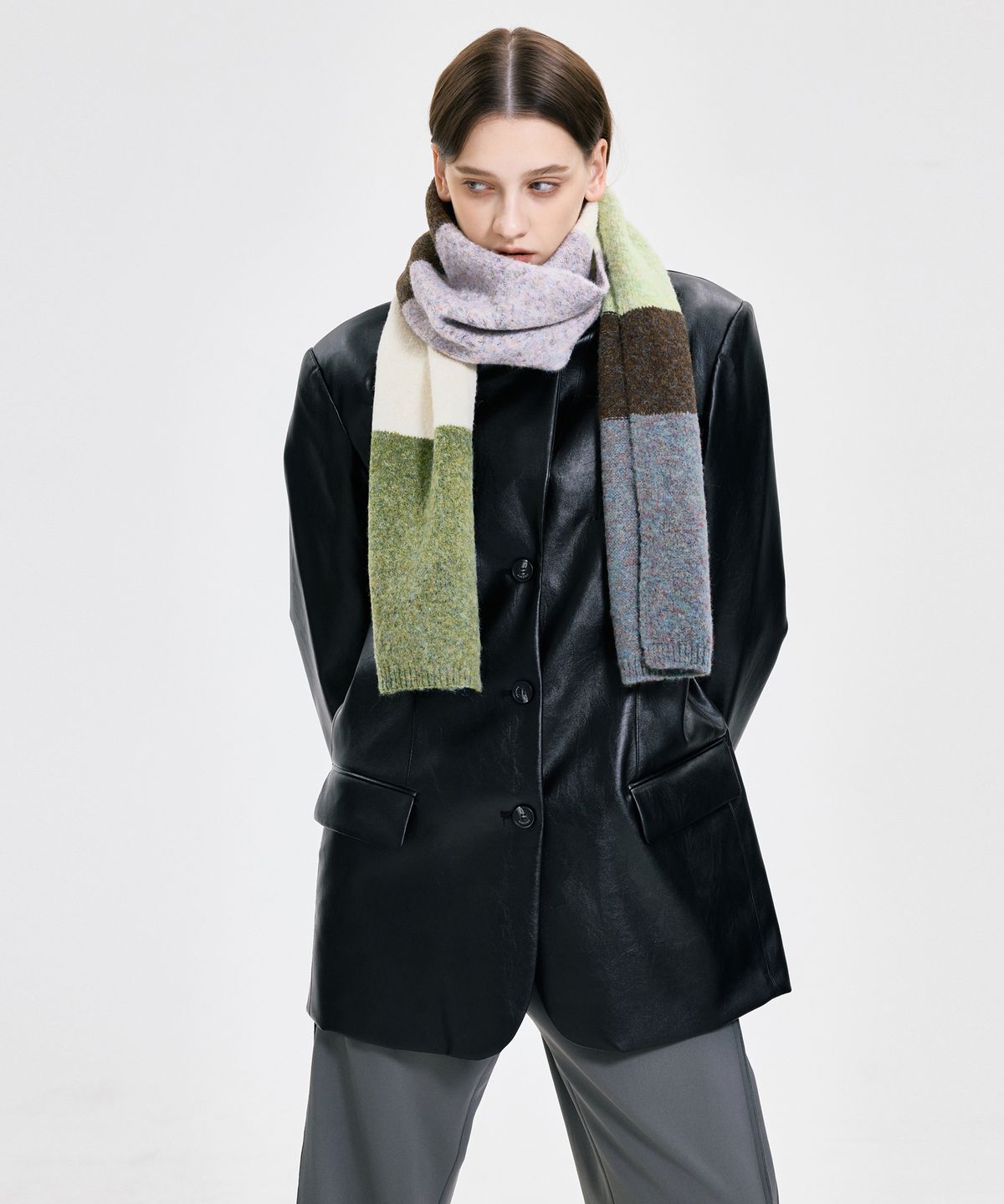 킴지수(KIMZISU) Colour Block Muffler _ GREEN