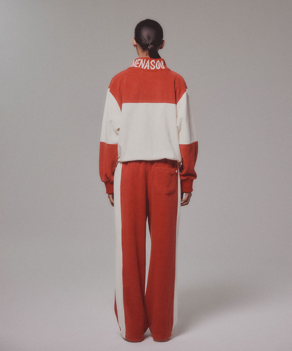 미나수(MENASOO) Knit High Neck_Red