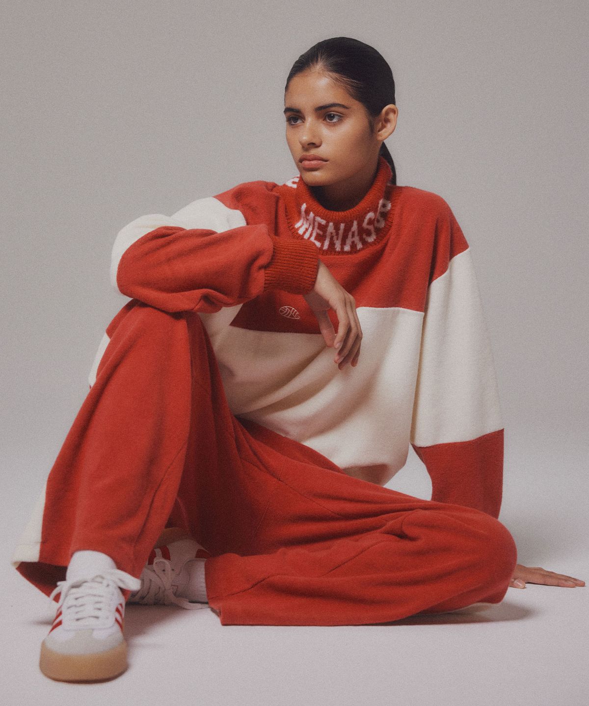 미나수(MENASOO) Knit High Neck_Red