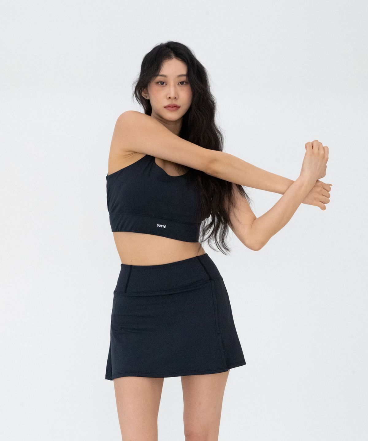 더스테(DUSTÉ) 에이 슬릿 테니스 스커트