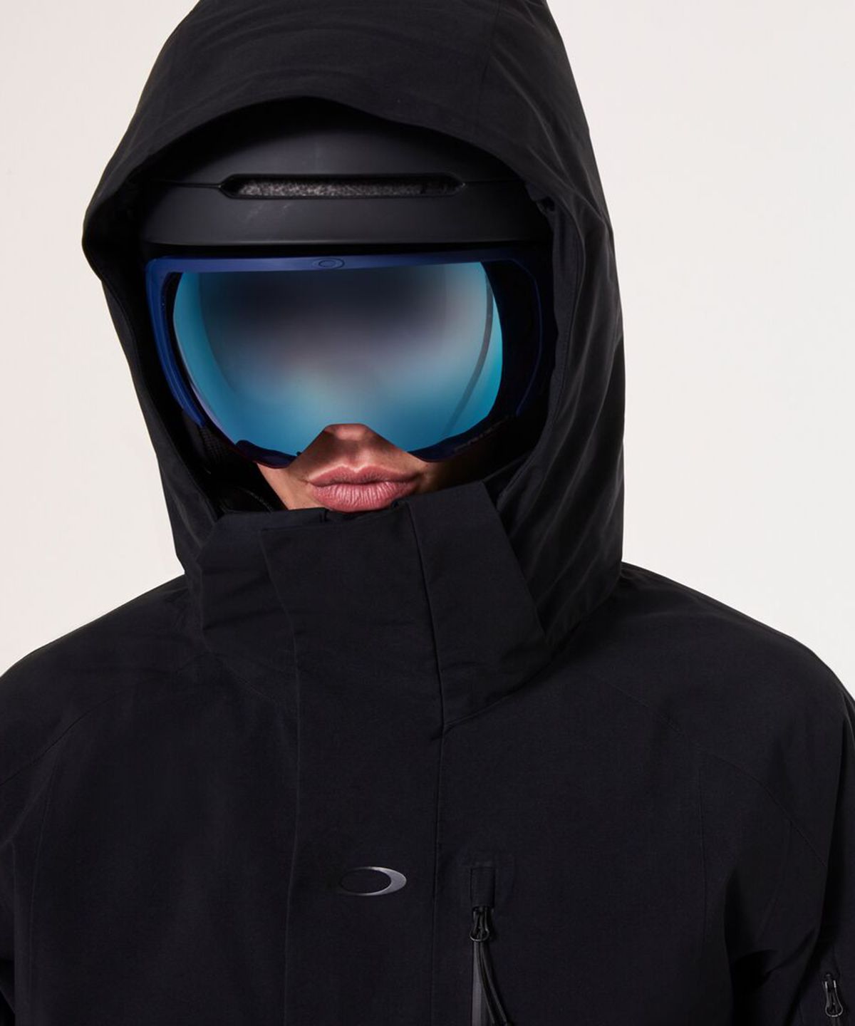 오클리(OAKLEY) (공용) 서브 템프 RC 고어텍스 재킷 2.0 - 블랙아웃 / FOA40610002E