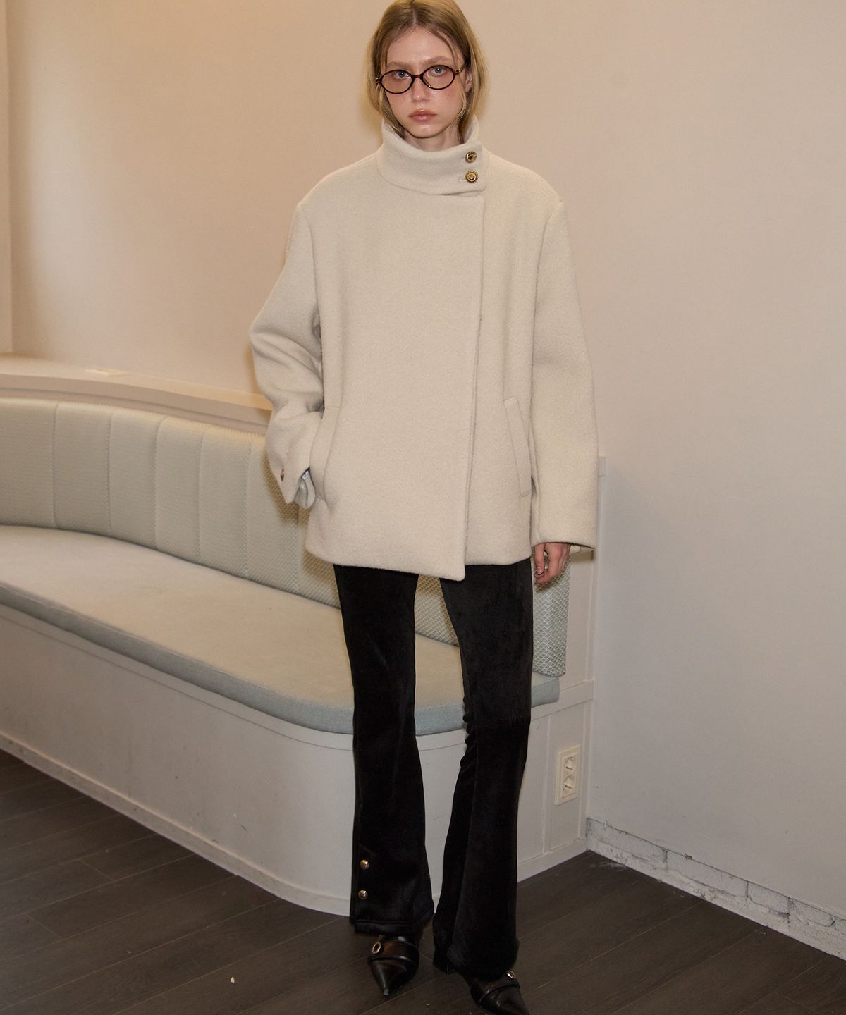 살롱 드 욘(SALON DE YOHN) High Neck Classic Coat_ Ivory