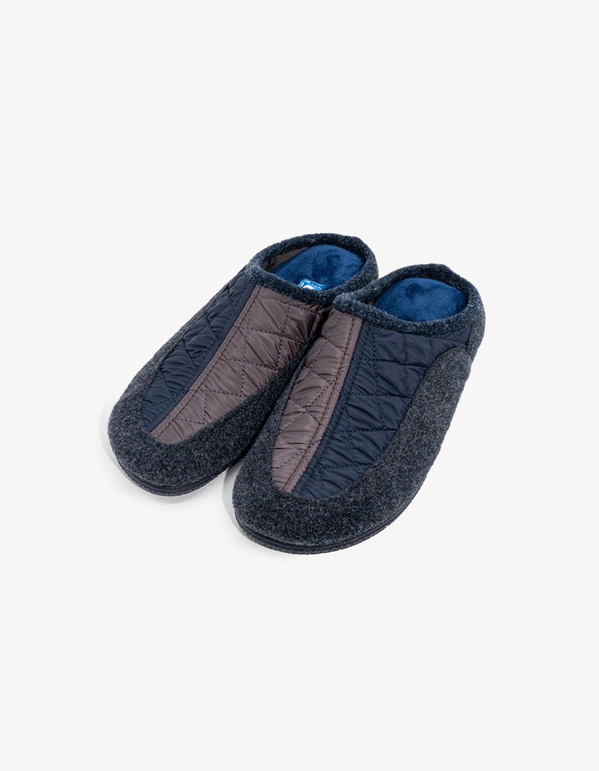 구루스 룸 슈즈(GURUS ROOME SHOES) Cadiz 50 슬리퍼 네이비브라운