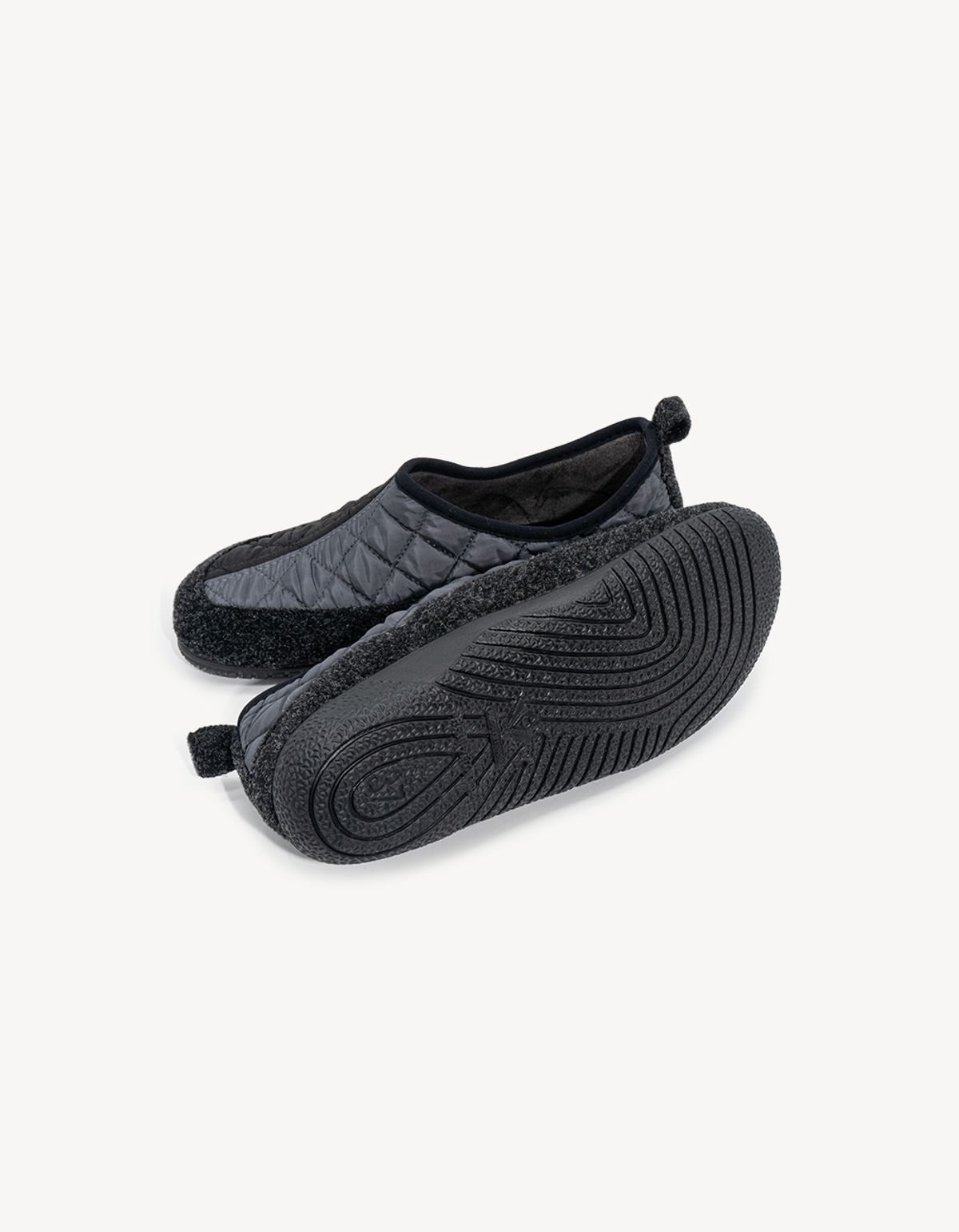 구루스 룸 슈즈(GURUS ROOME SHOES) Valencia 50 슬립온 블랙그레이