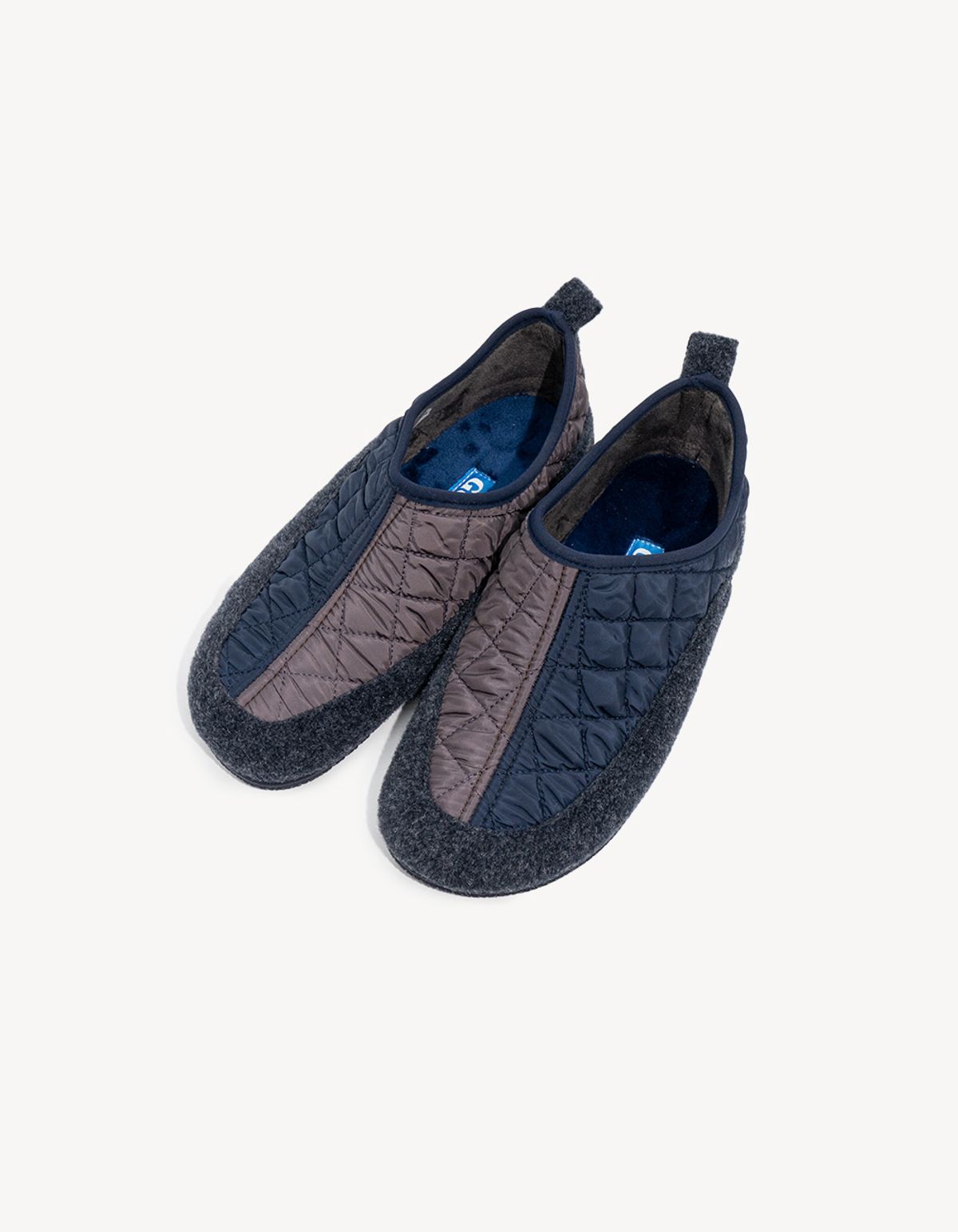 구루스 룸 슈즈(GURUS ROOME SHOES) Valencia 50 슬립온 네이비브라운