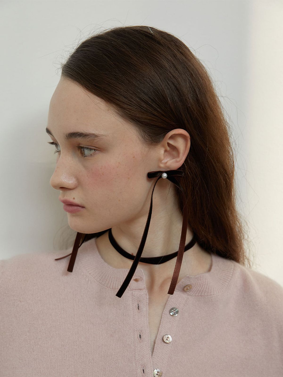 러브미몬스터(LOVE ME MONSTER) Brown Velvet Ribbon Earrings (L244MER050)