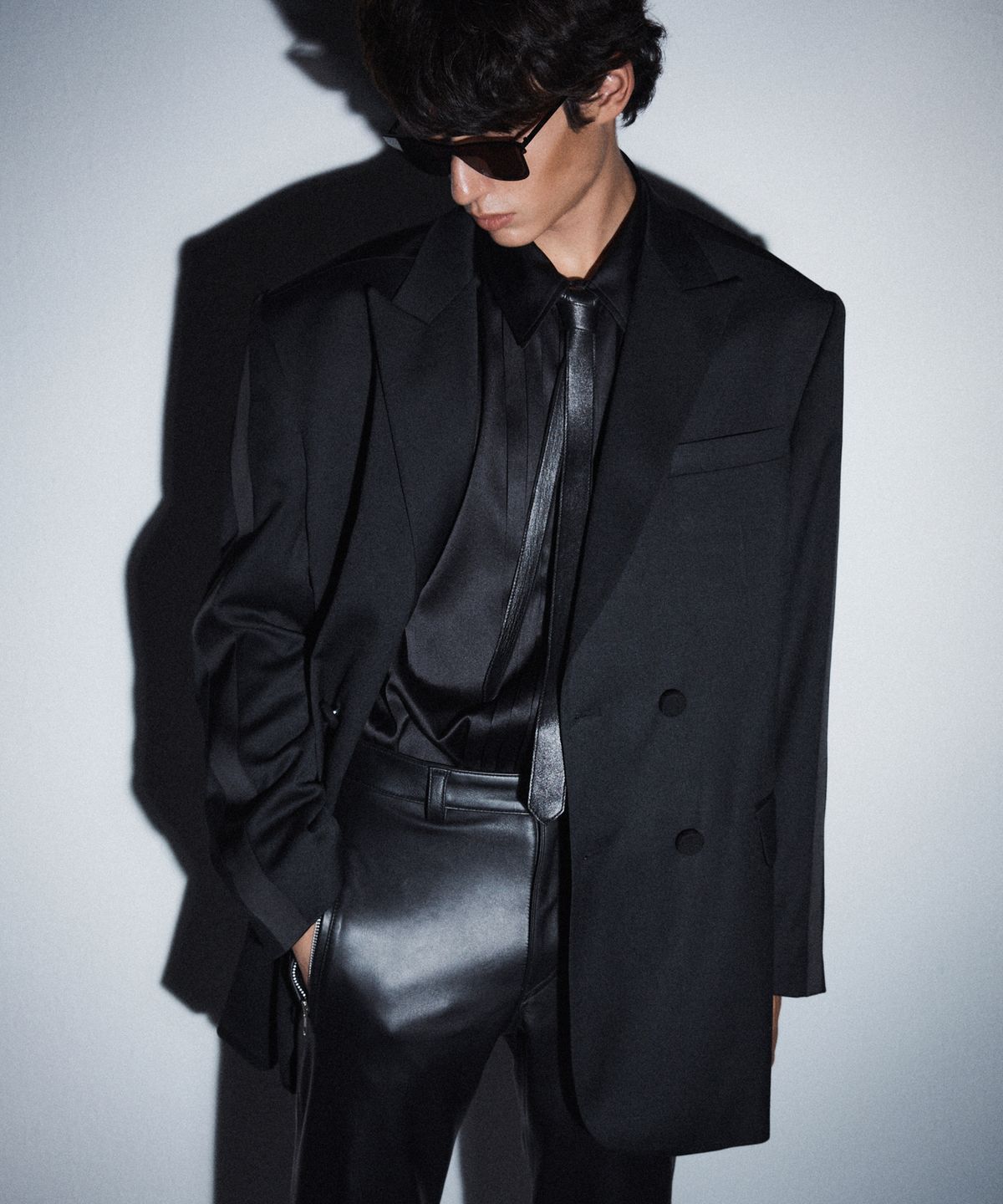 언티지(UNTAGE) 울 턱시도 자켓[Black(UNISEX)]_UTH-FB07
