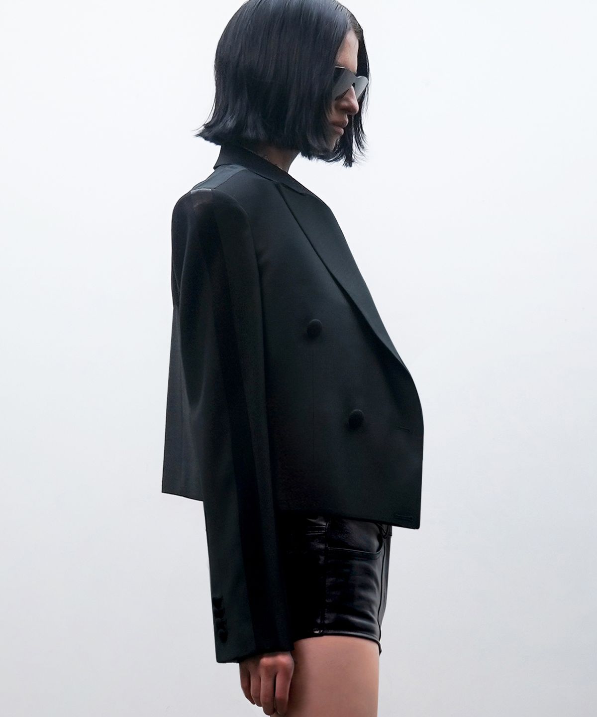 언티지(UNTAGE) 울 턱시도 크롭 자켓[Black(UNISEX)]_UTH-FB08