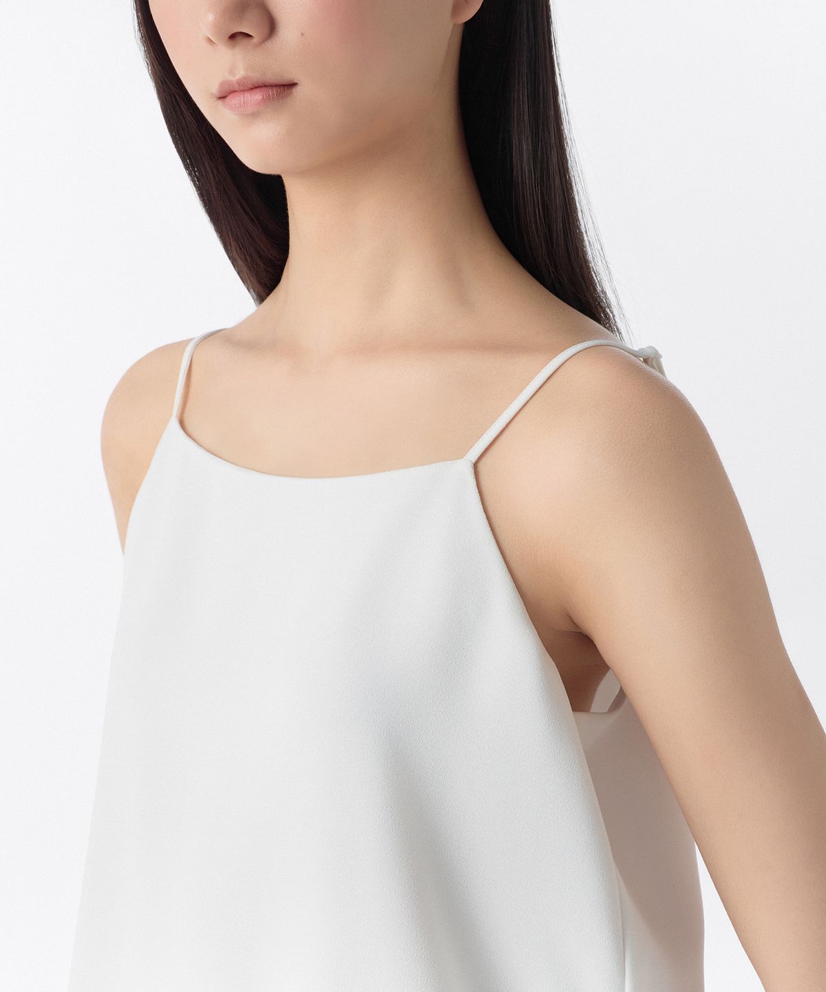 무신사 스탠다드 우먼(MUSINSA STANDARD WOMAN) 우먼즈 더블 레이어 캐미솔 블라우스 [화이트]