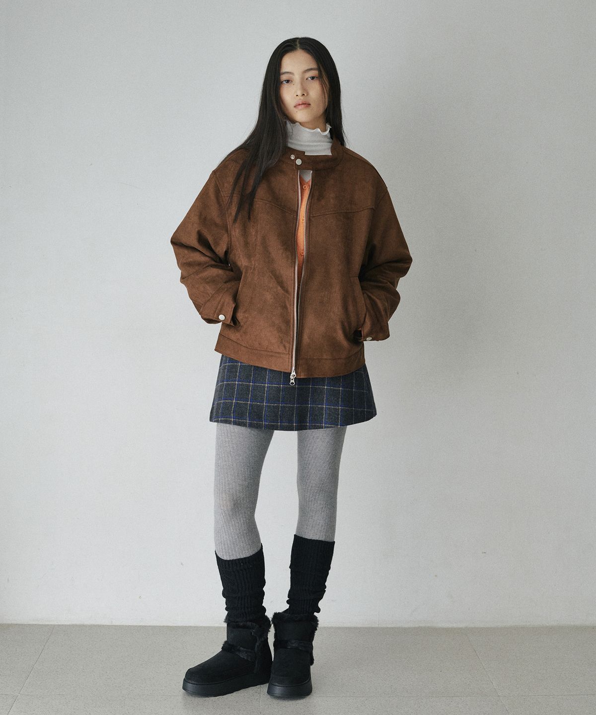 벨로엘(BELLOL) 스웨이드 오버핏 누빔쟈켓 브라운