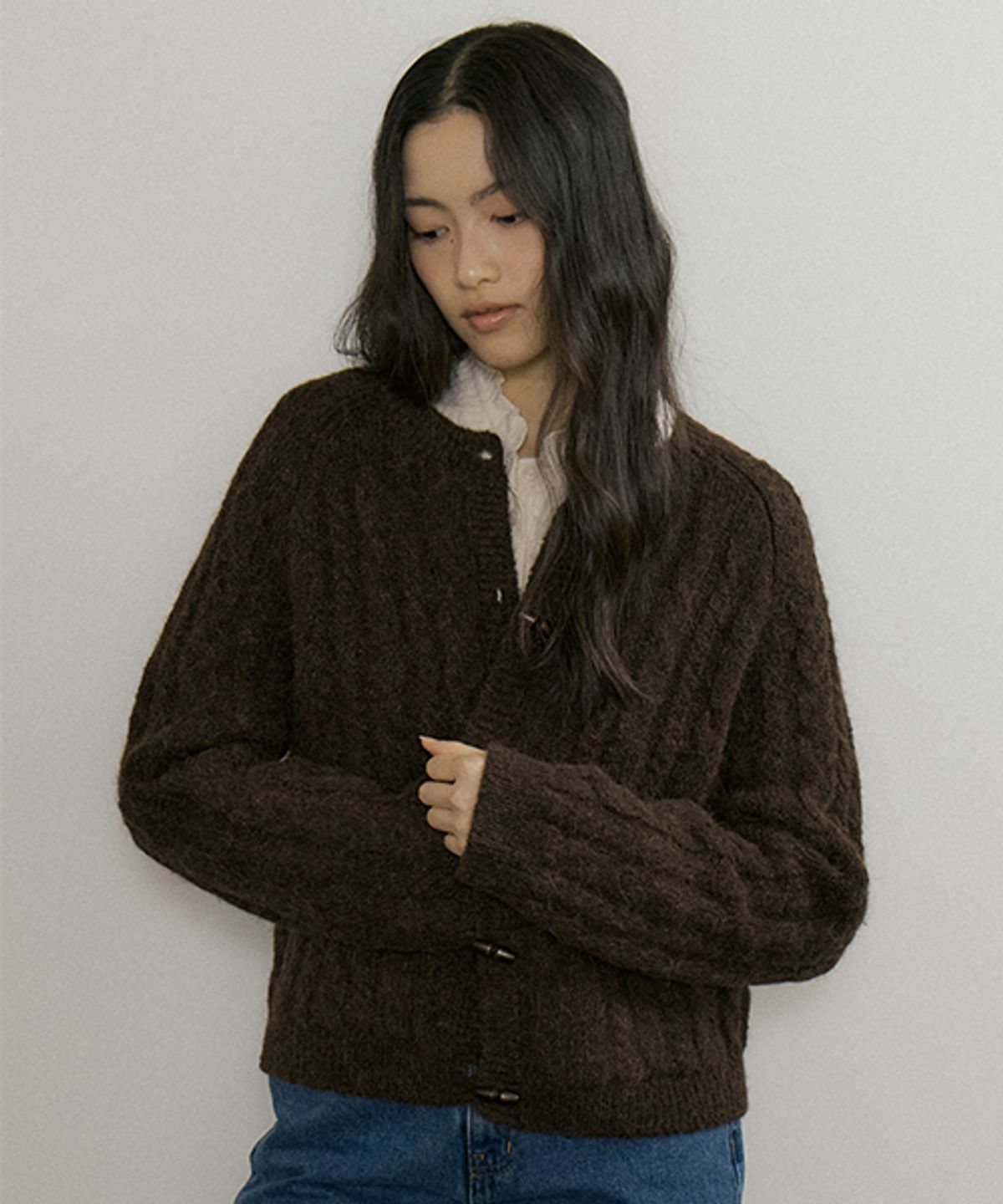 링서울(LINGSEOUL) alpaca kint toggle cardigan-brown