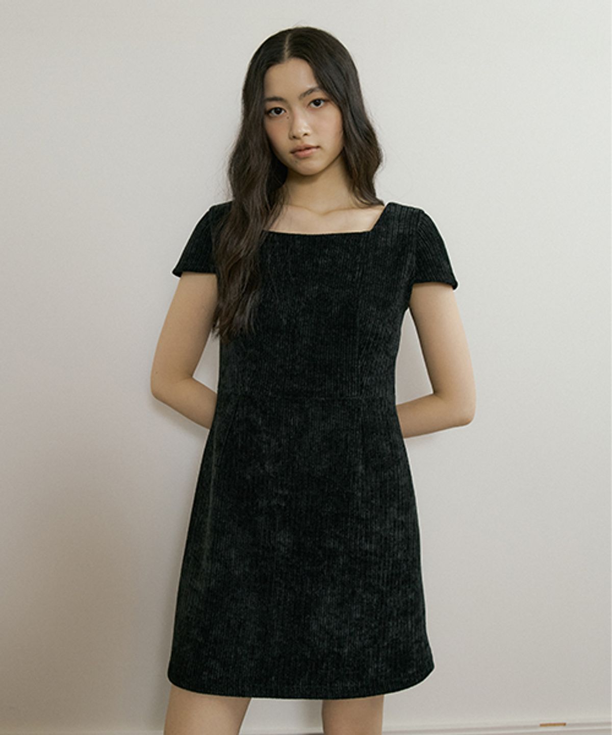 링서울(LINGSEOUL) [기장선택]corduroy dress-black (short)