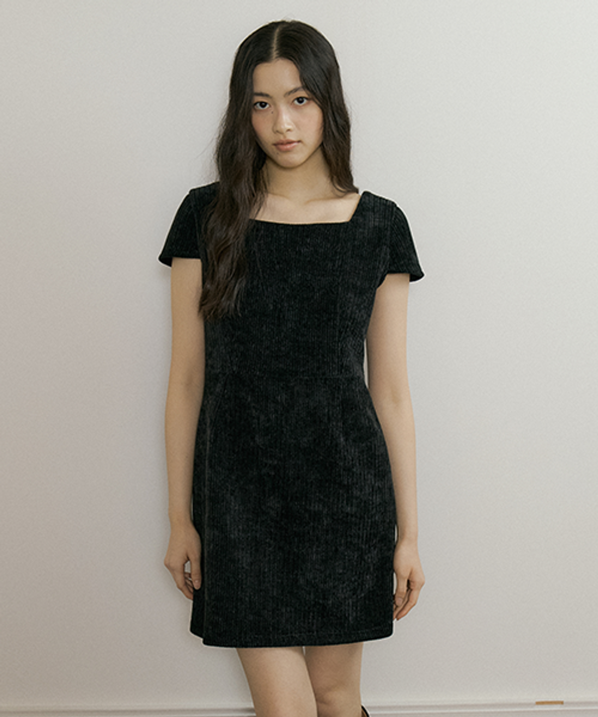 링서울(LINGSEOUL) [기장선택]corduroy dress-black (short)