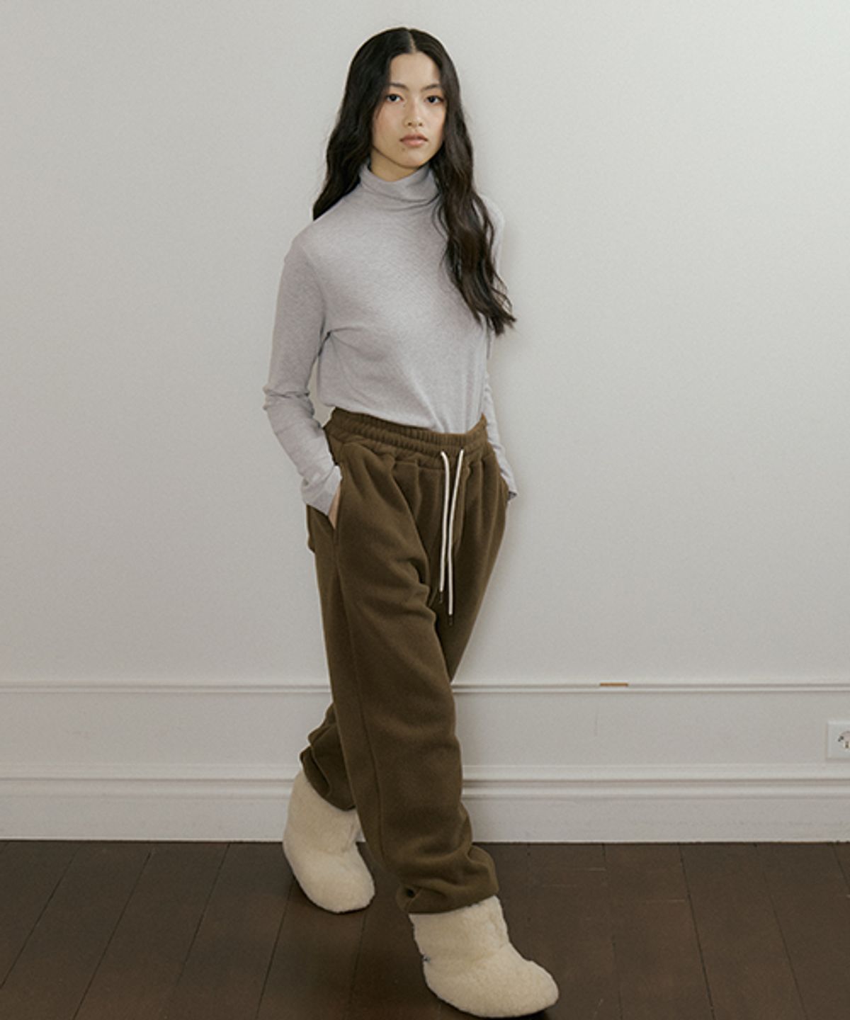 링서울(LINGSEOUL) fleece jogger pants-brown