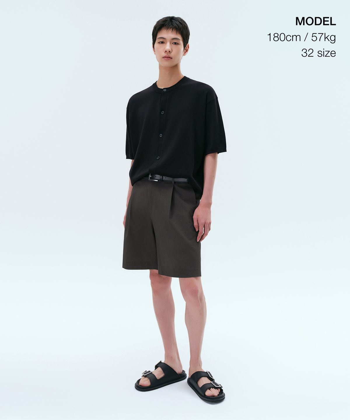 무신사 스탠다드(MUSINSA STANDARD) 쿨 터치 히든 밴딩 하프 슬랙스 [건메탈]