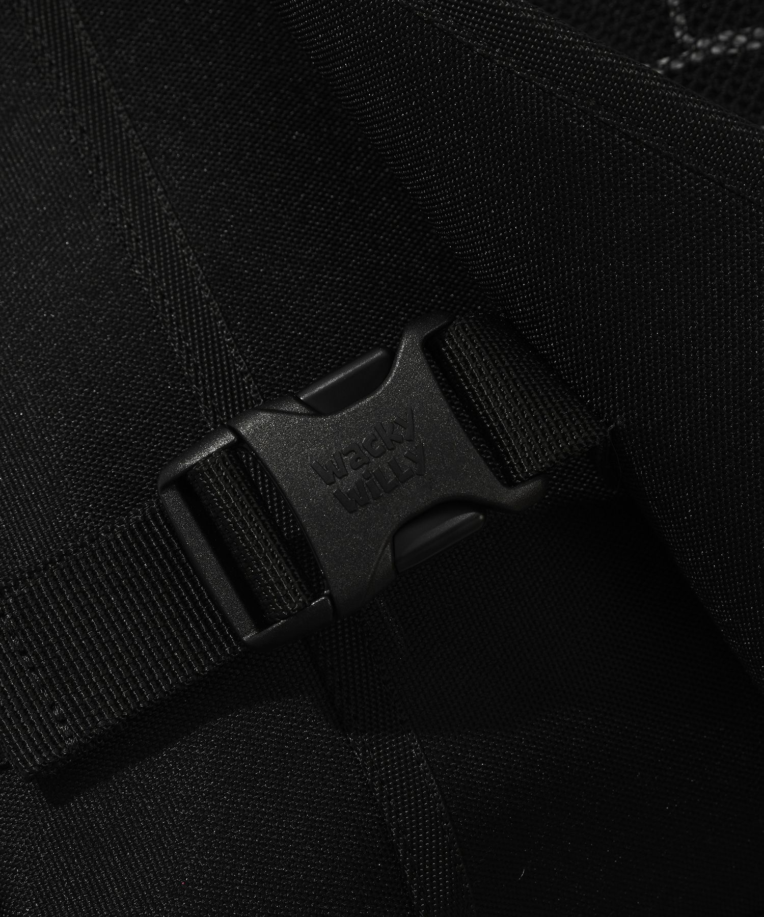 MUSINSA | WACKY WILLY [25SS] Mesh String Messenger Bag Black