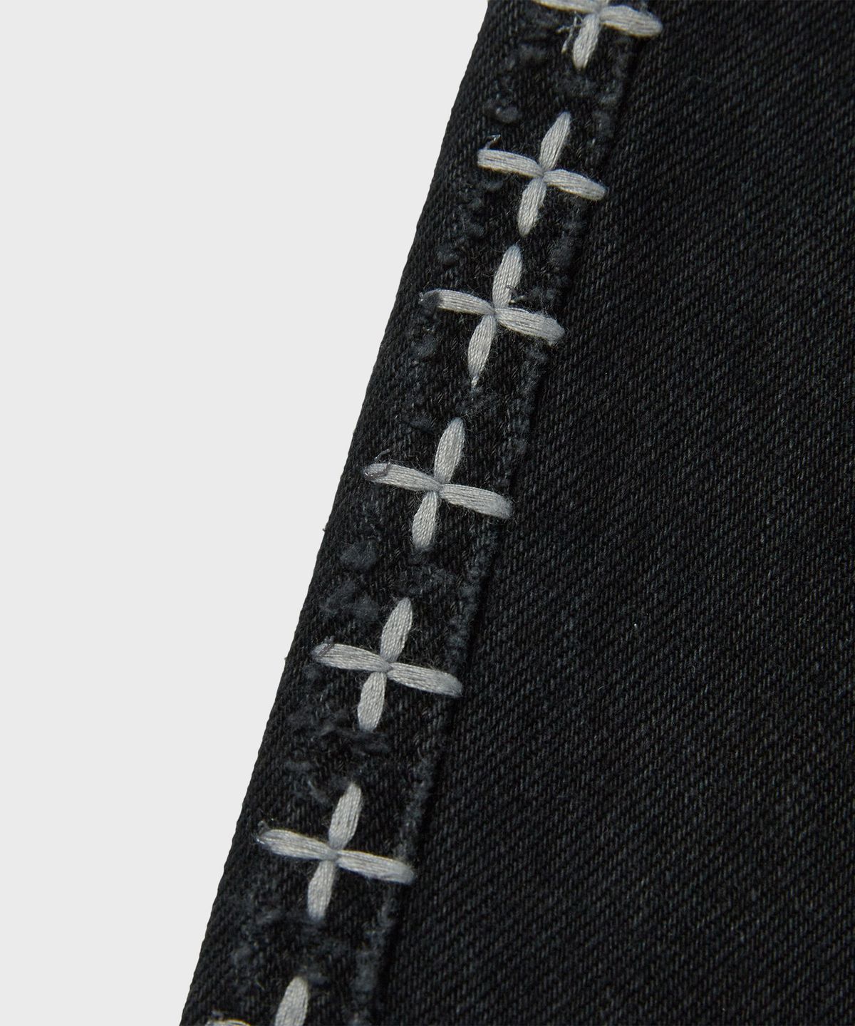 디키즈(DICKIES) X 떠그클럽 크로스 스티치 더블니 팬츠 Black