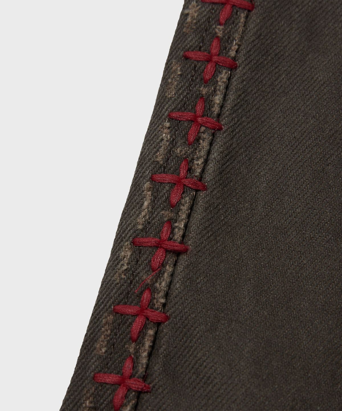 디키즈(DICKIES) X 떠그클럽 크로스 스티치 더블니 팬츠 Brown