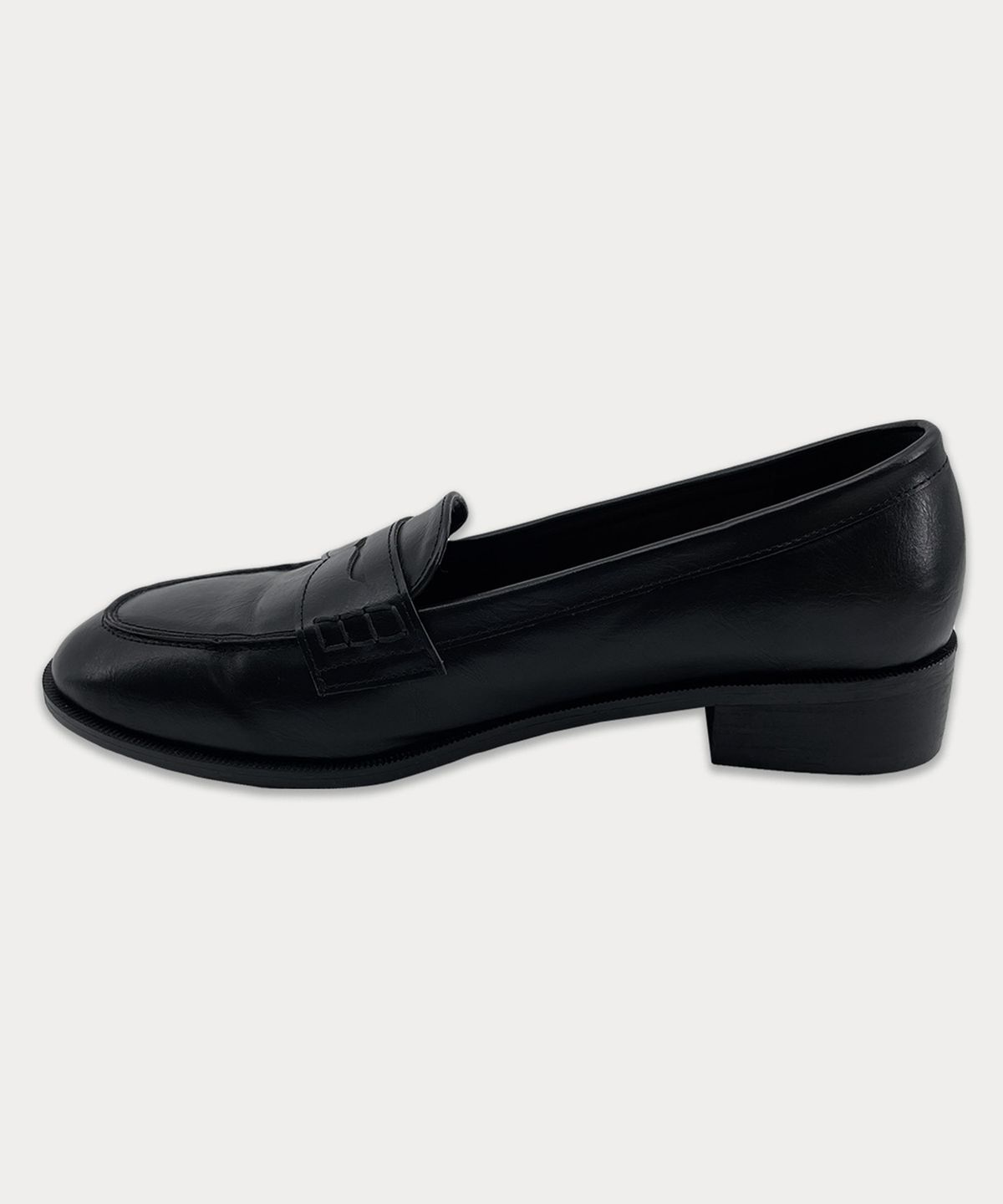 썸웨어버터(SOMEWHEREBUTTER) Classic Loafer - 2Color