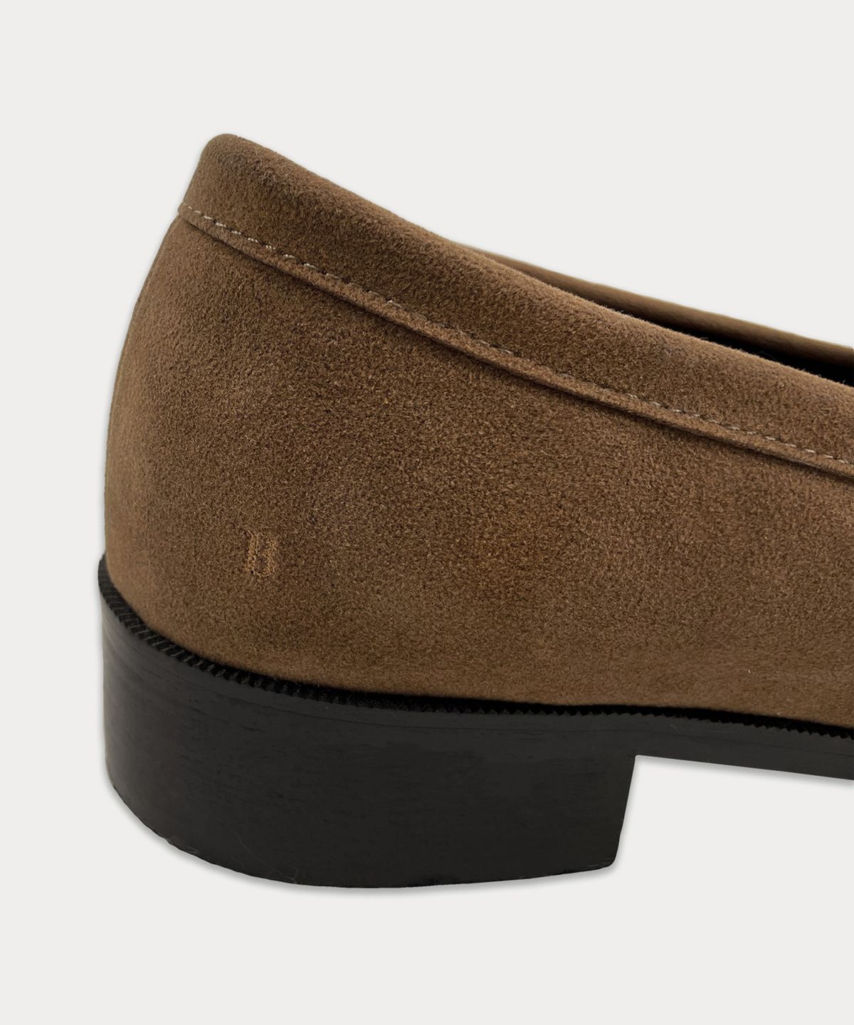 썸웨어버터(SOMEWHEREBUTTER) Classic Loafer - 2Color